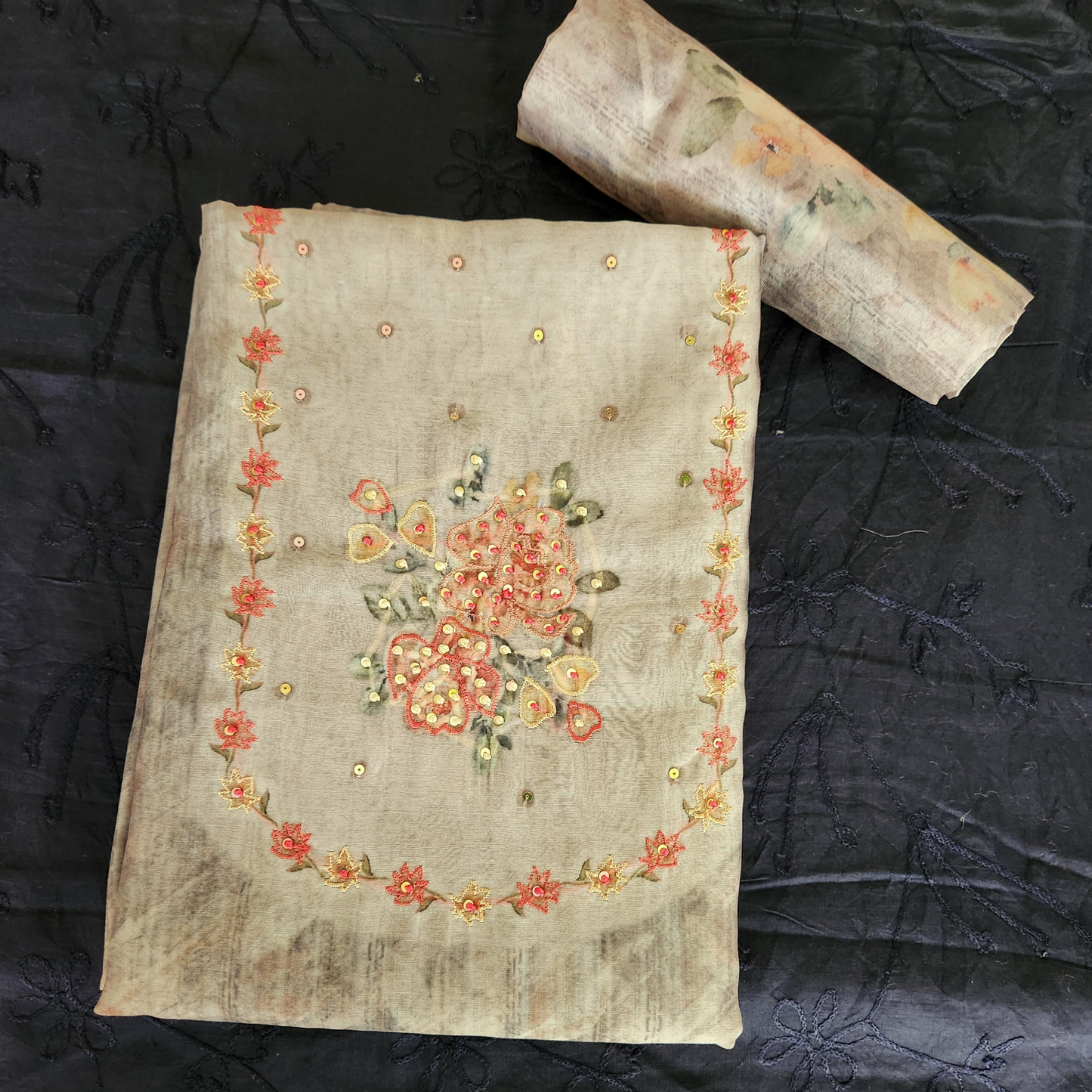 Noorani Yoke Suit