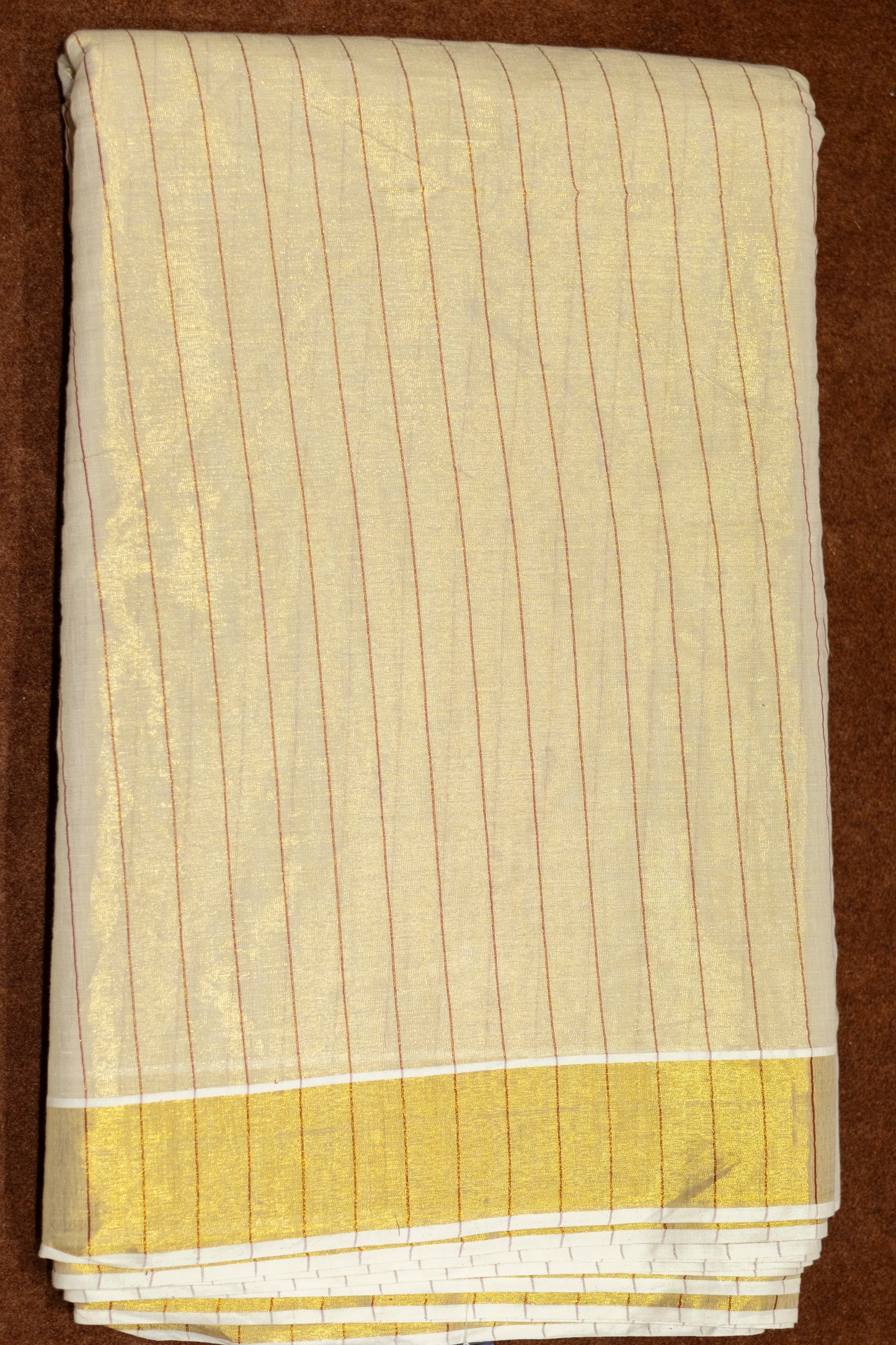 MaroonLine Tissue