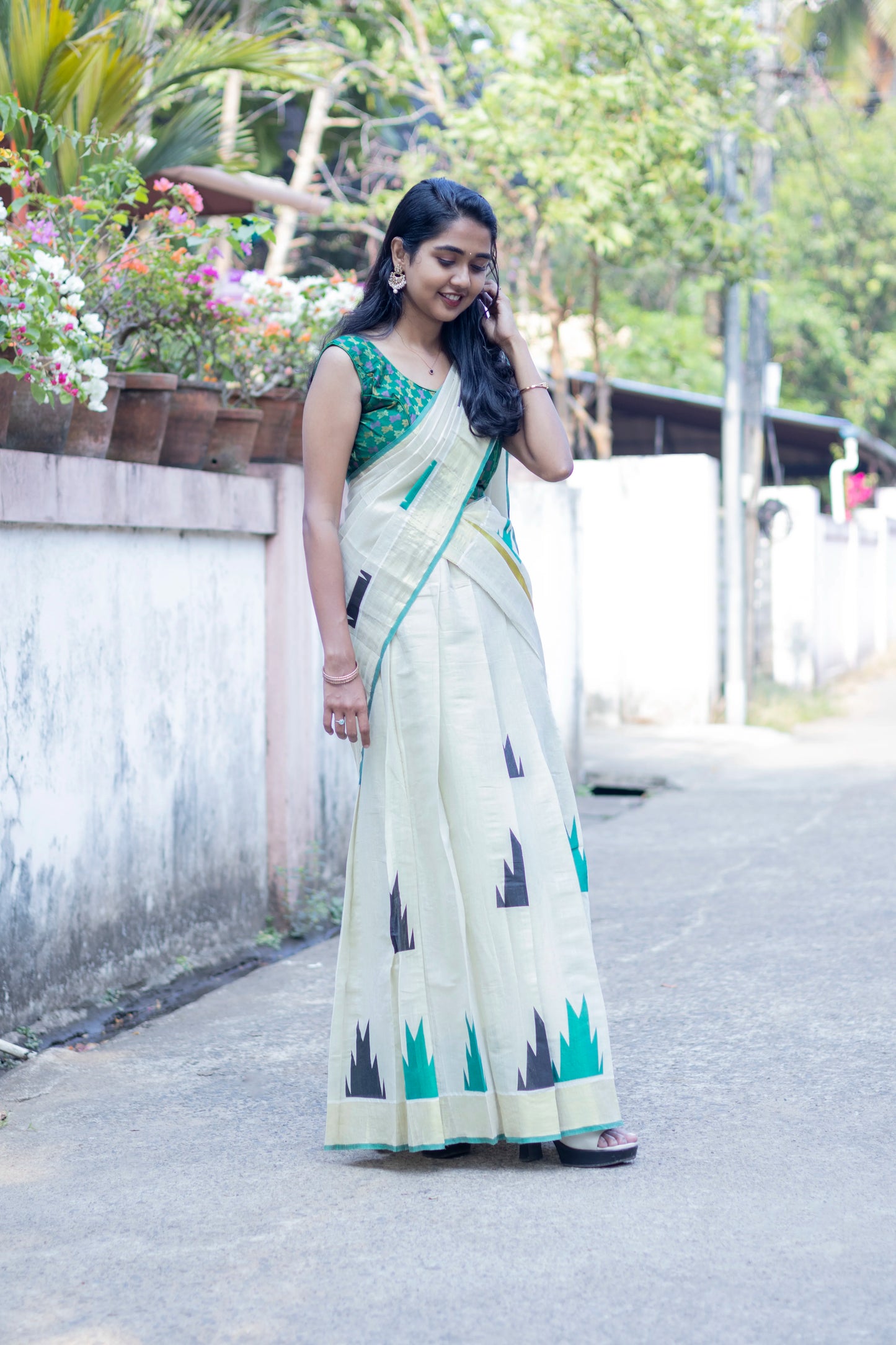 Golden Tissue Temple Design Dhavani Set