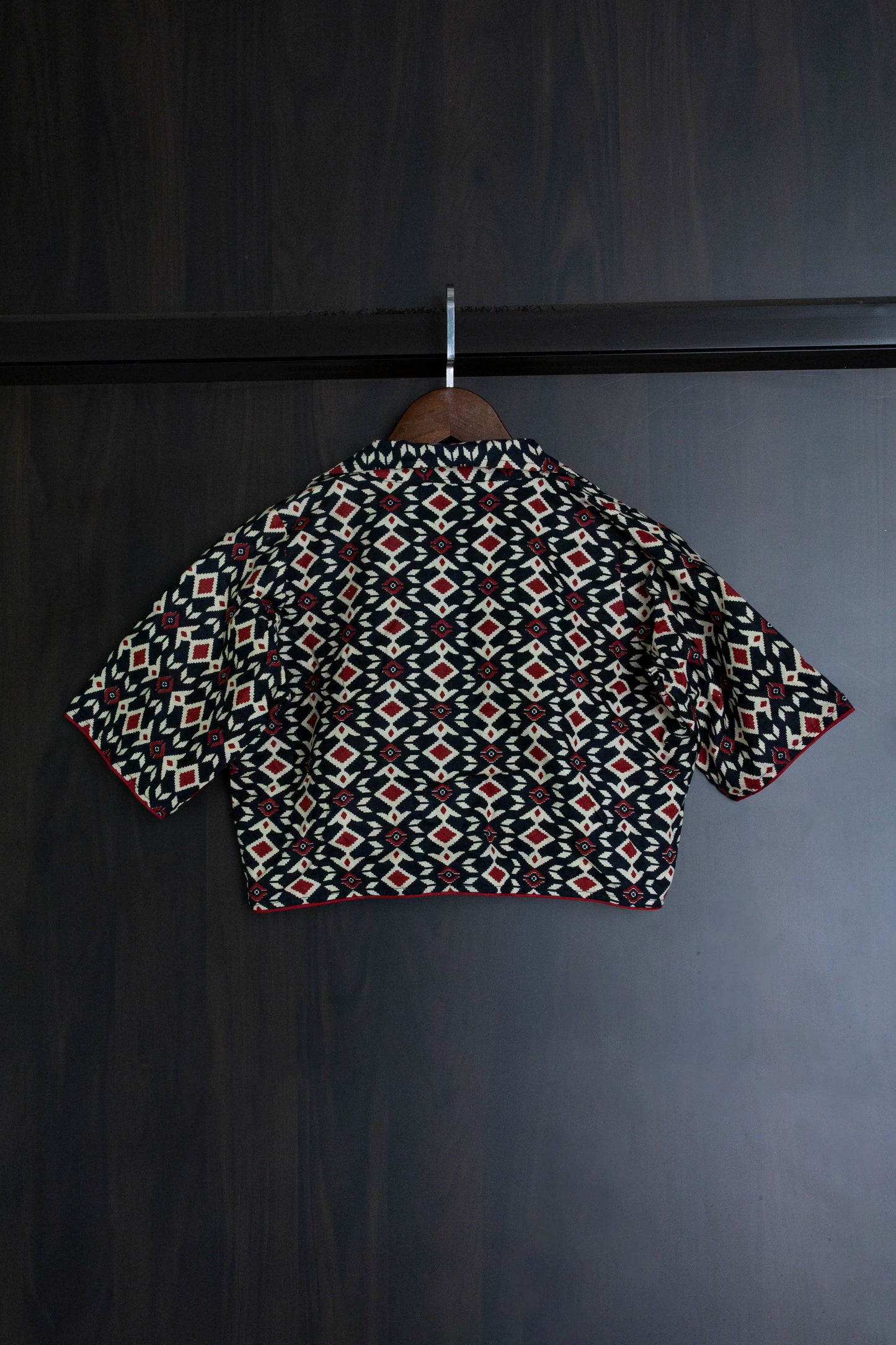 Black Dusk Collar