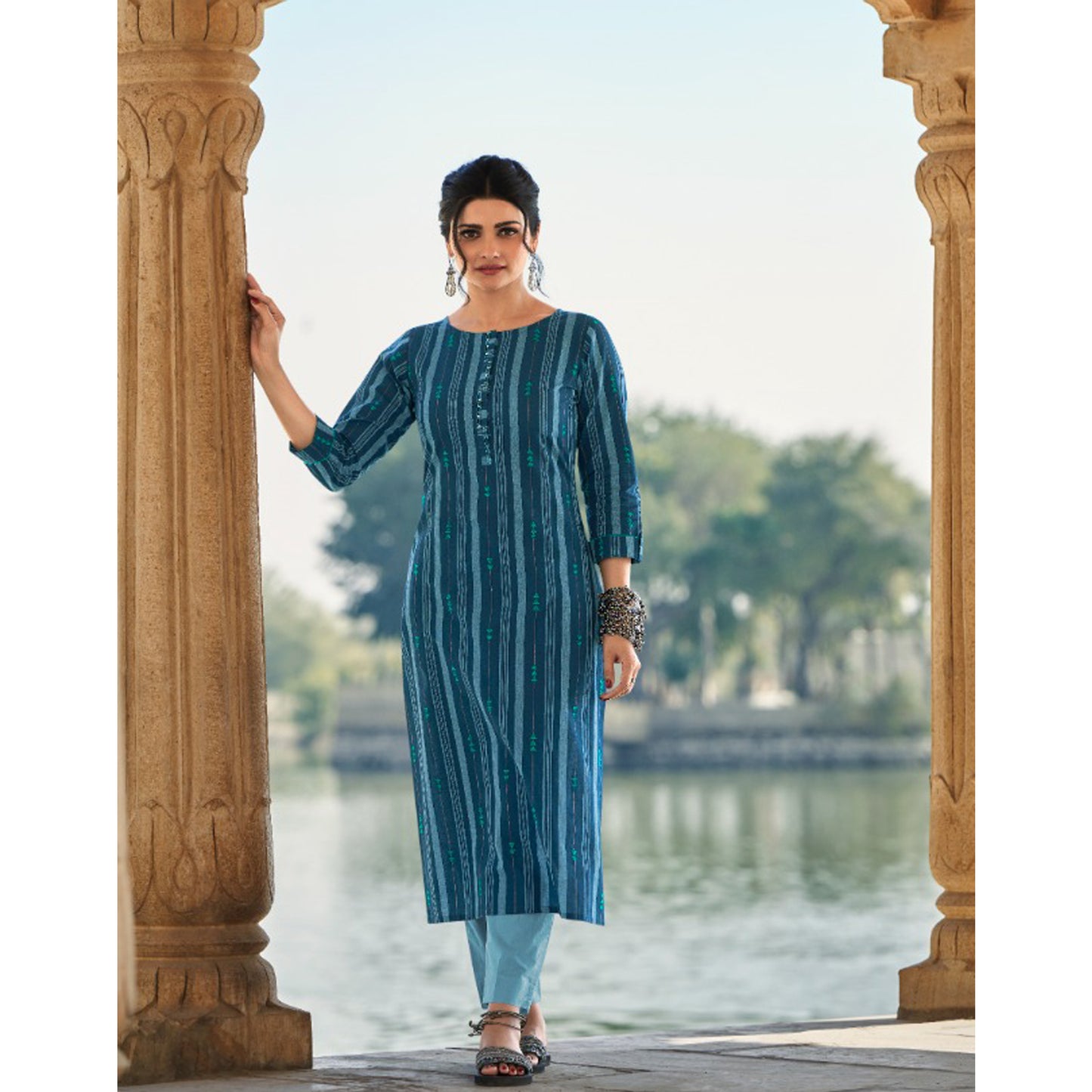 Hand Weaved Designer Round Neck Kurti with Pant