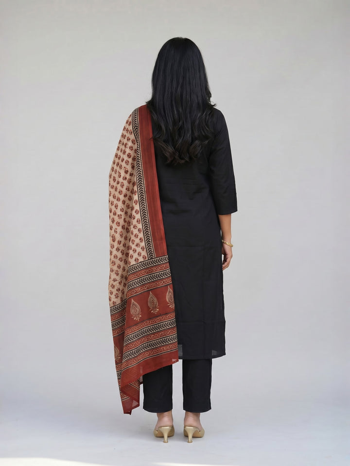 Black Ethnic Print Kurta Set with Dupatta | Straight Kurta with Printed Yoke