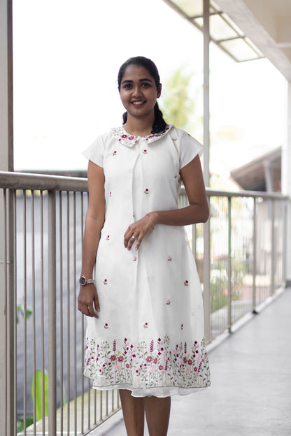 Off White Embroidered Peter Pan Collar A-line Kurta With Cap Sleeve