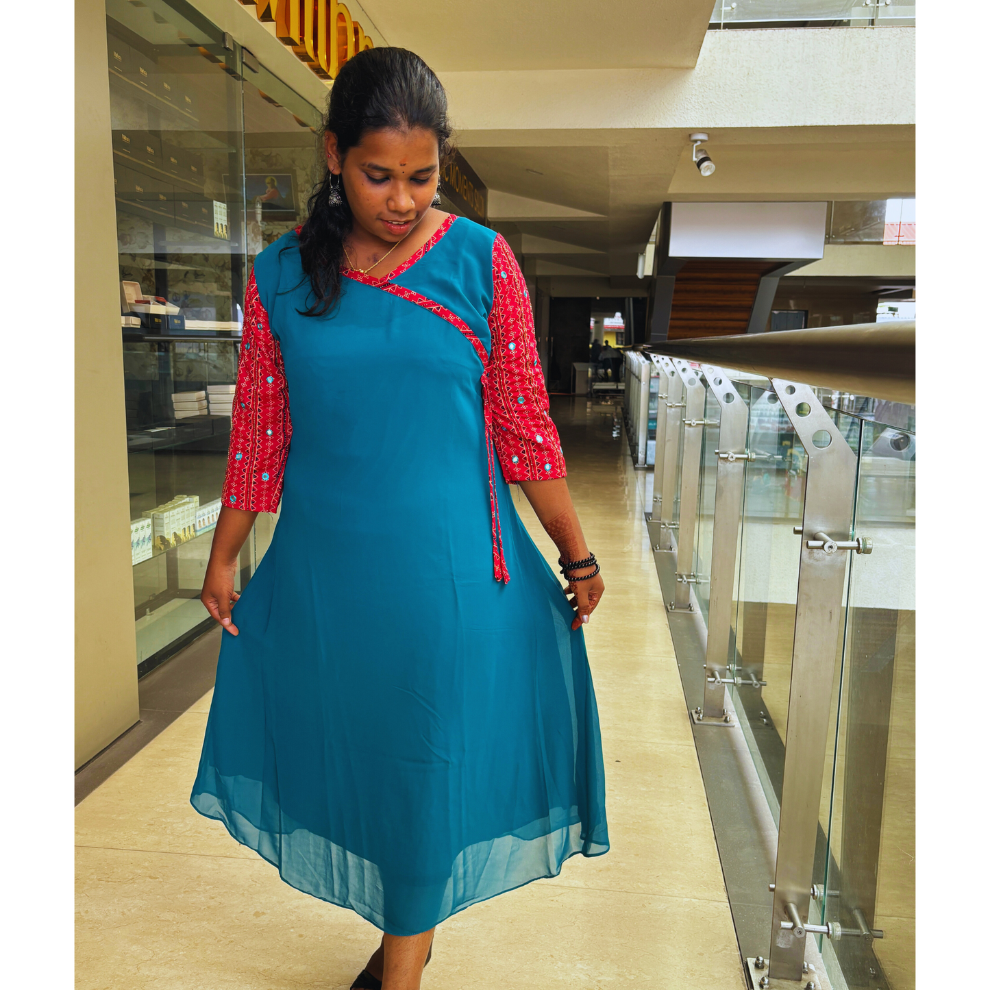 Overlap Georgette Kurti