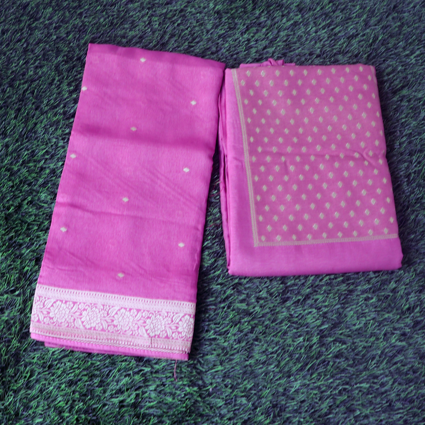 Banarasi Butti Jaquard Salwar Set