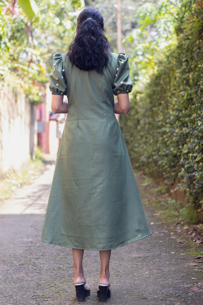 Green A-line Scallop Neck Kurta with Beije combination