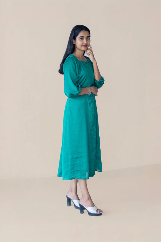 Green Pleated Kurta with Sweat Heart Neck