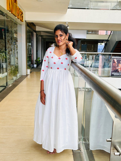 White Pleated Cotton Kurta