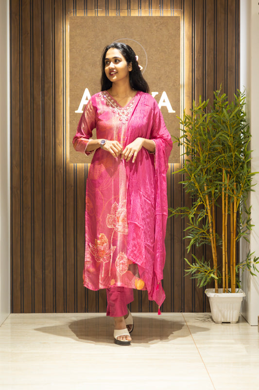 Glimmering Pink