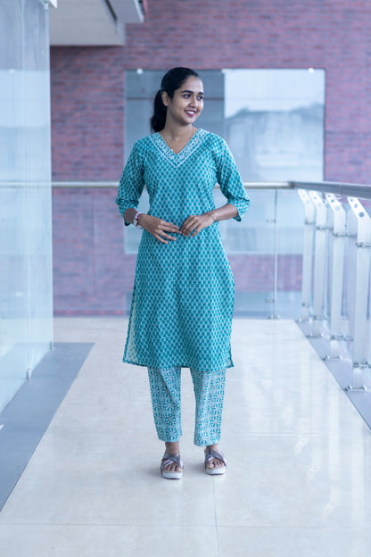Raazi Wear
