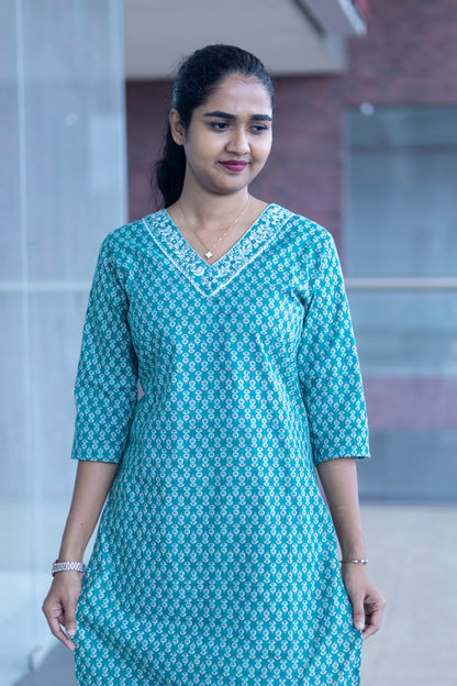 Raazi Wear