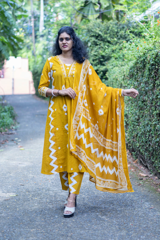 Haldi Hues