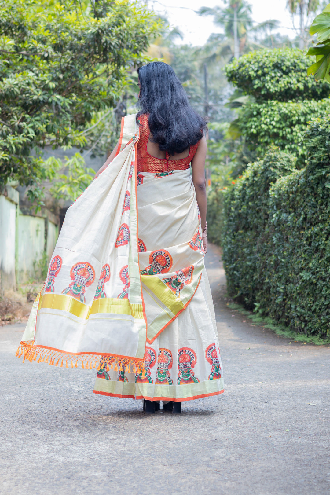 Golden Tissue Kadakali Print Dhavani Set