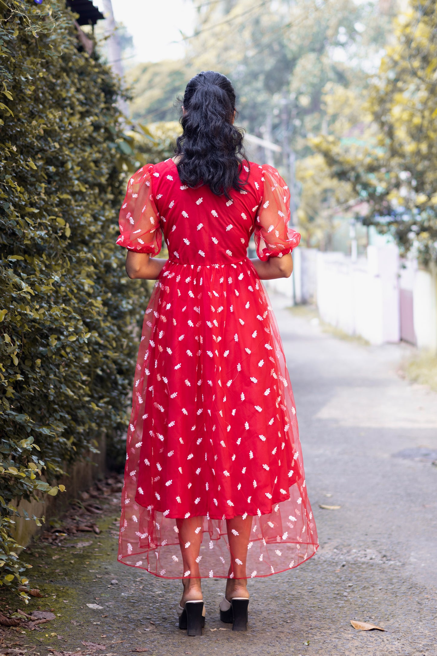 Elastic Elbow Sleeve with red & white combination