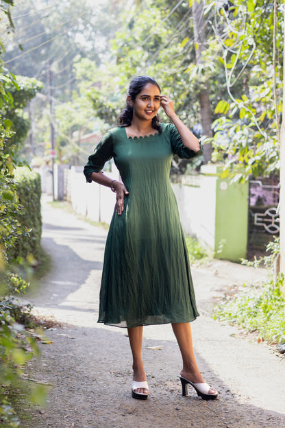 Scallop Neck Double Shade  Chanderi Kurta Green