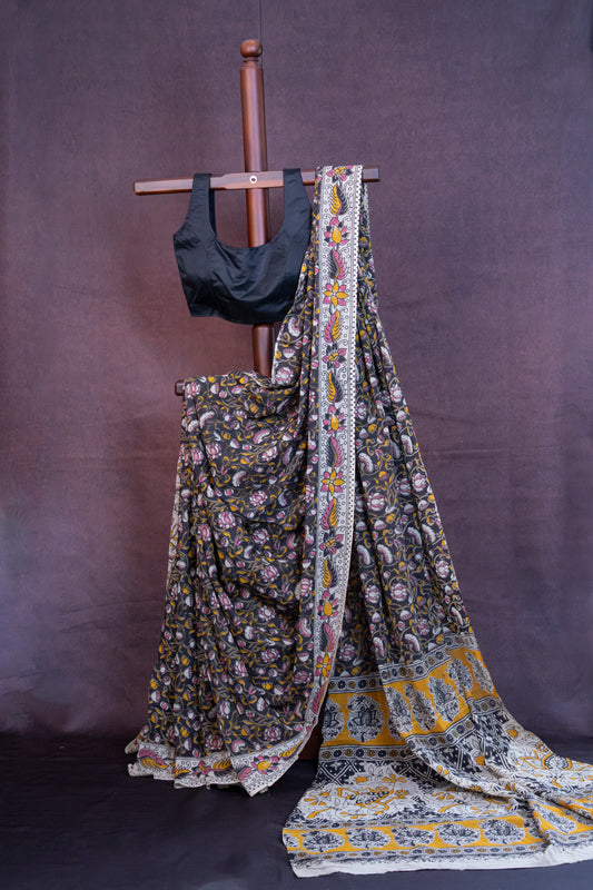 The Floral Scroll